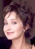 photo Annie Potts (voice)